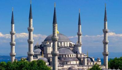 Discover Istanbul for 8 hours with our VIP Vehicles (With Driver) 200 total price for 7-16 people
